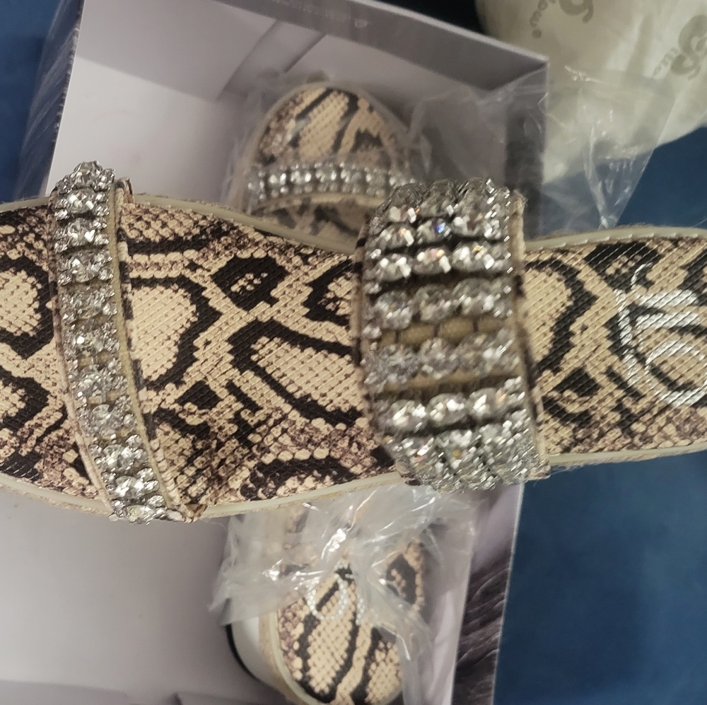 Jlo  wedges